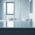 Entdecken Sie die elegante sonni Duschkabine mit modernem Design und funktionalen Details.